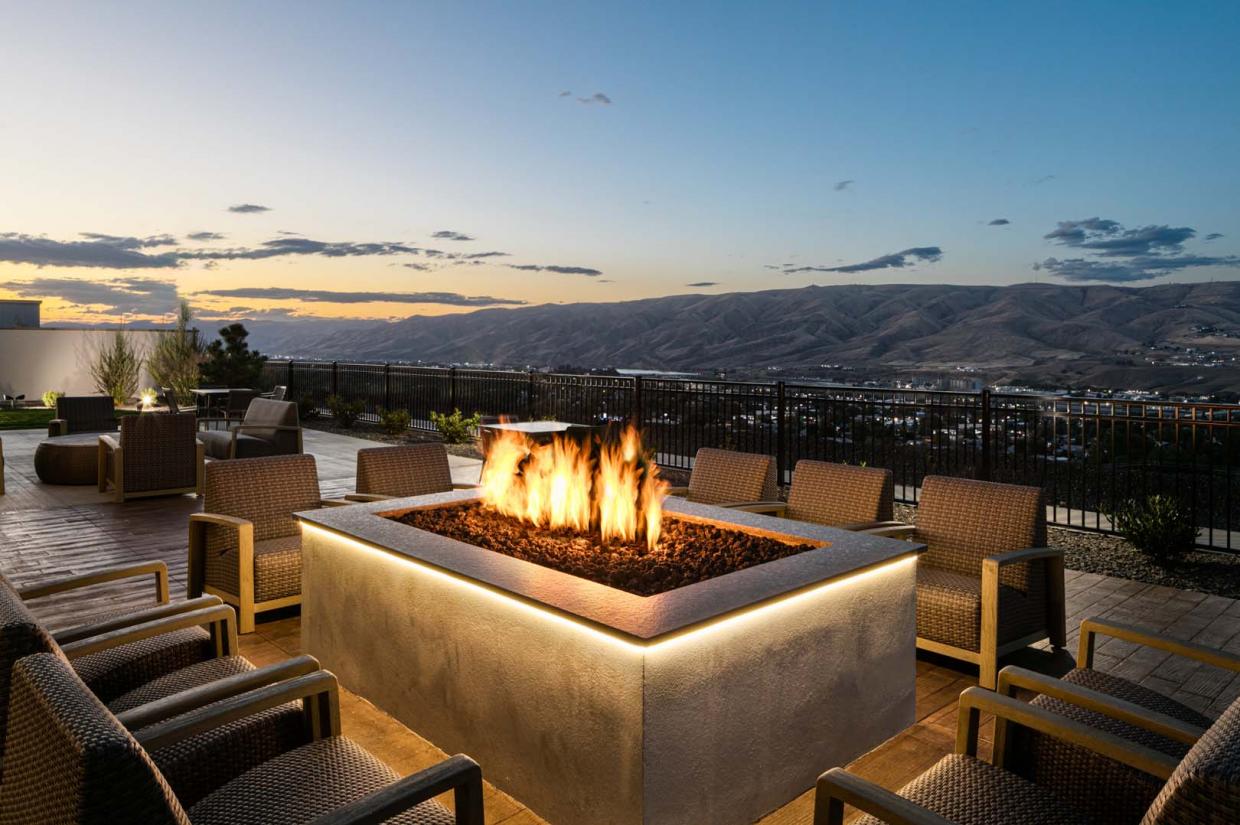 C01241 LWSCY 0996 PS Edit2 copy